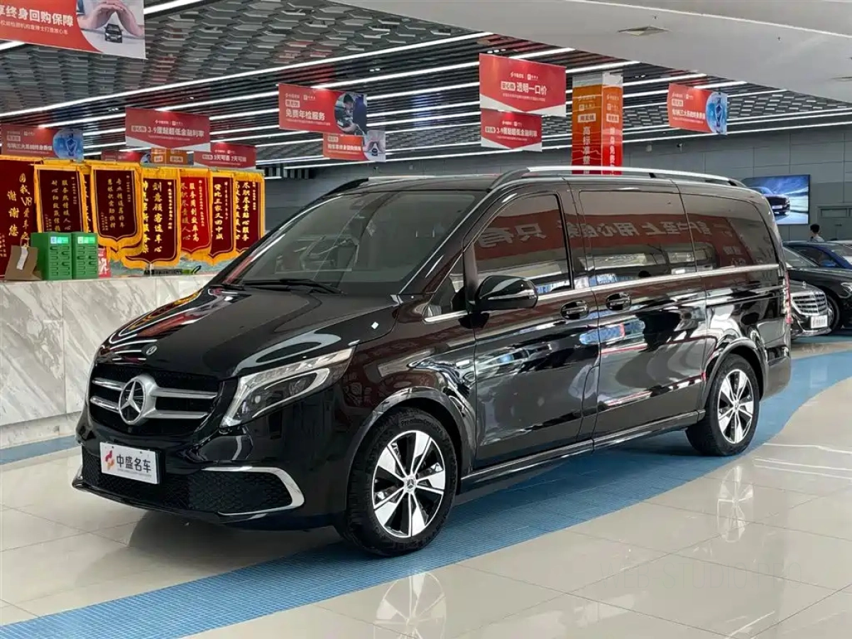MERCEDES BENZ V-CLASS  2022