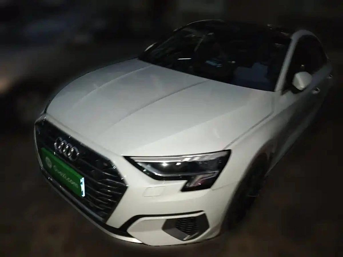 AUDI A3  2022