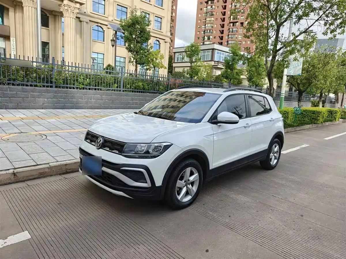 VOLKSWAGEN T-CROSS