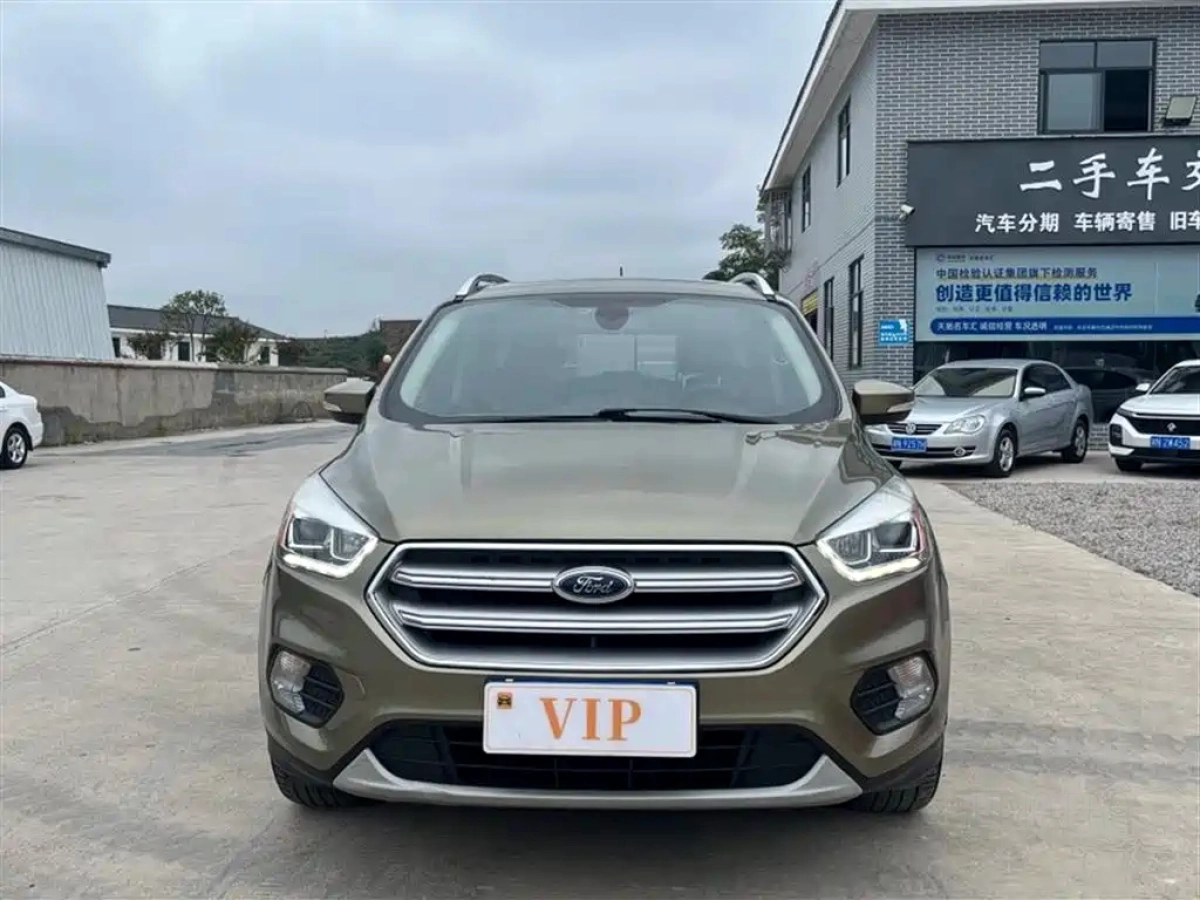 FORD ESCAPE  2019