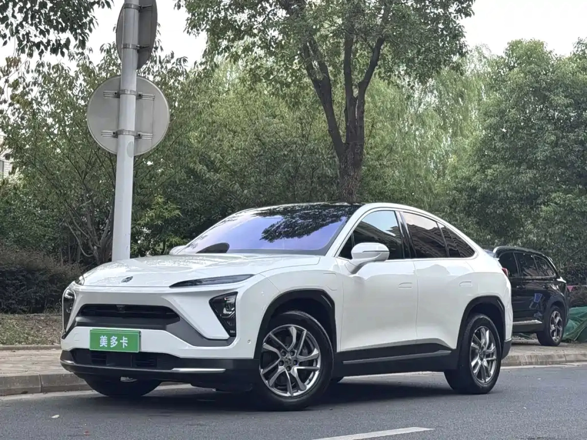 NIO EC6