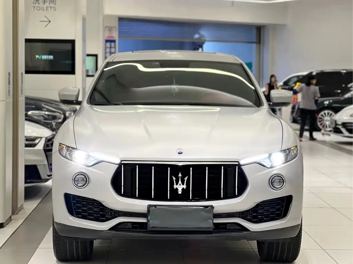 MASERATI LEVANTE