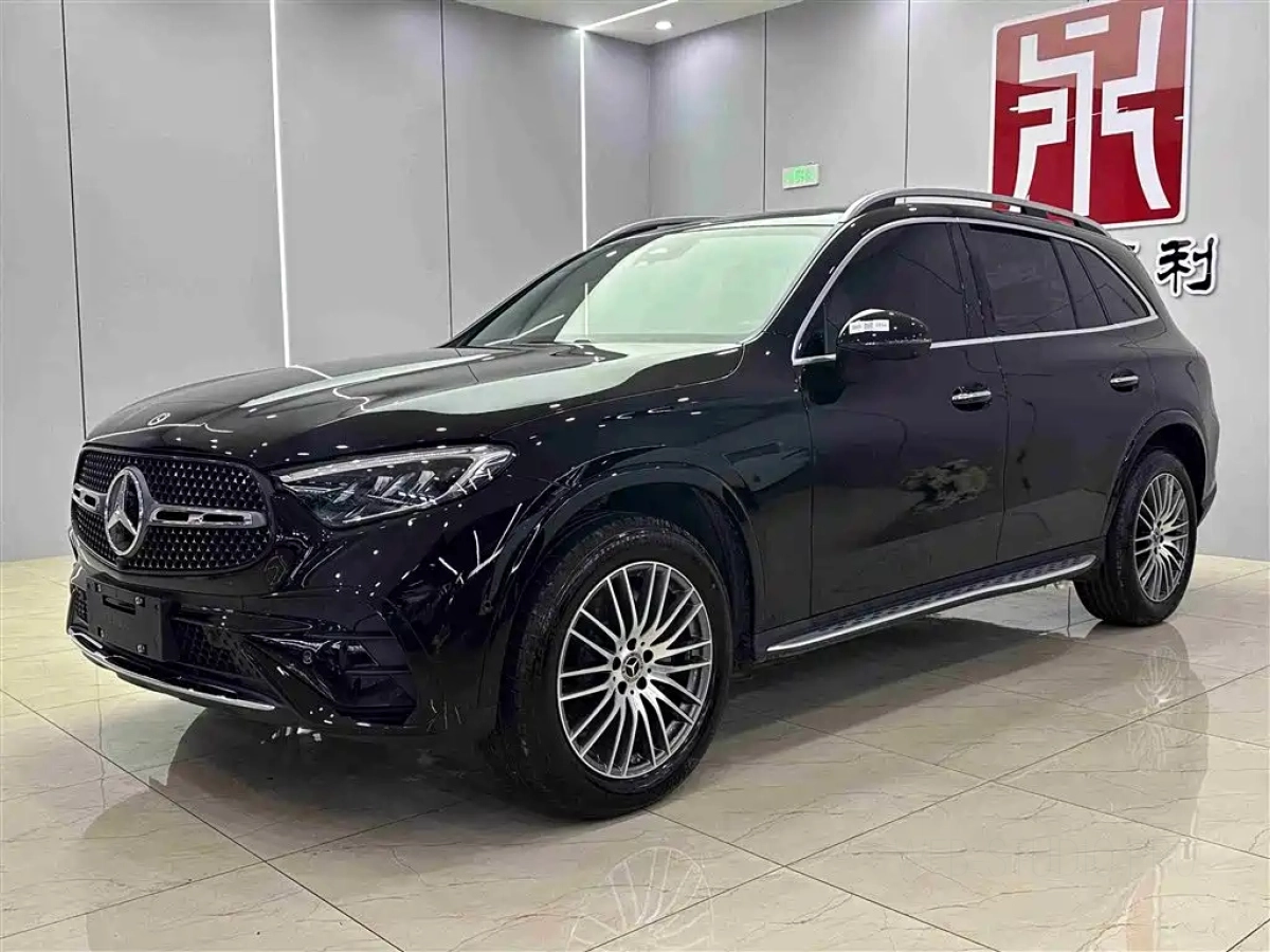 MERCEDES BENZ GLC
