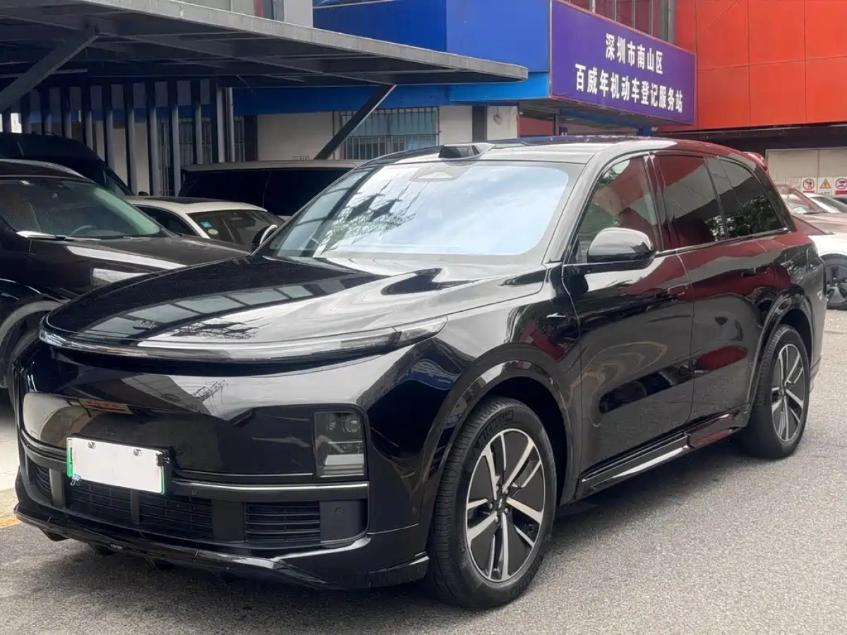 LI AUTO L8