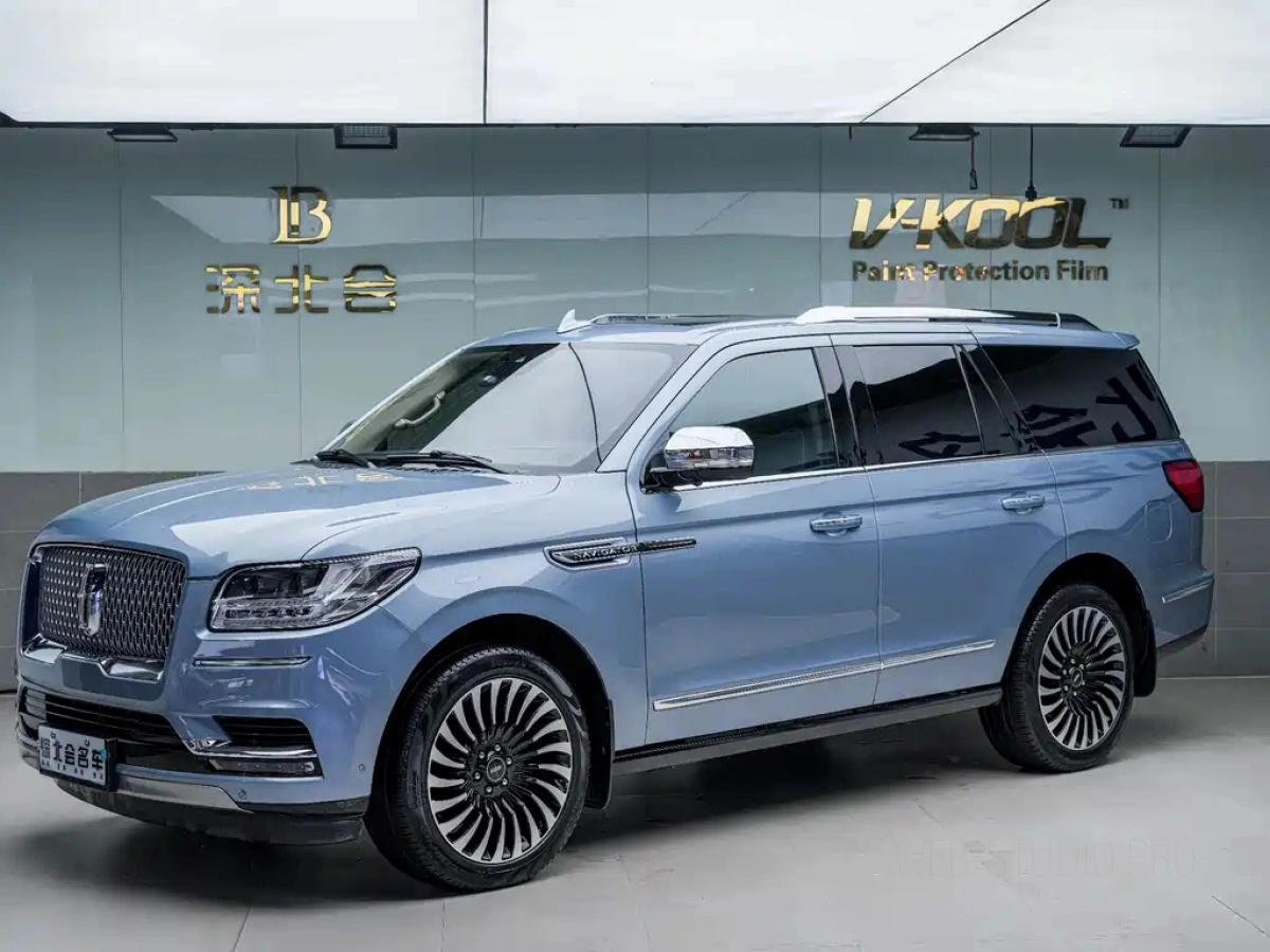 LINCOLN NAVIGATOR