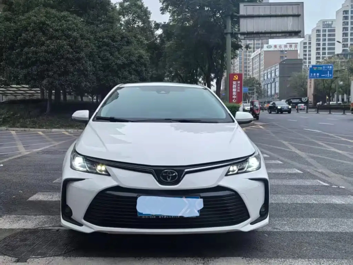 TOYOTA COROLLA