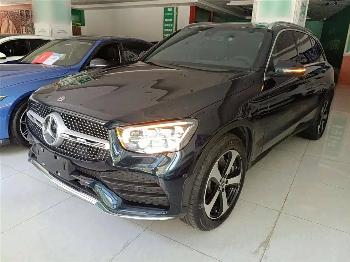 MERCEDES BENZ GLC