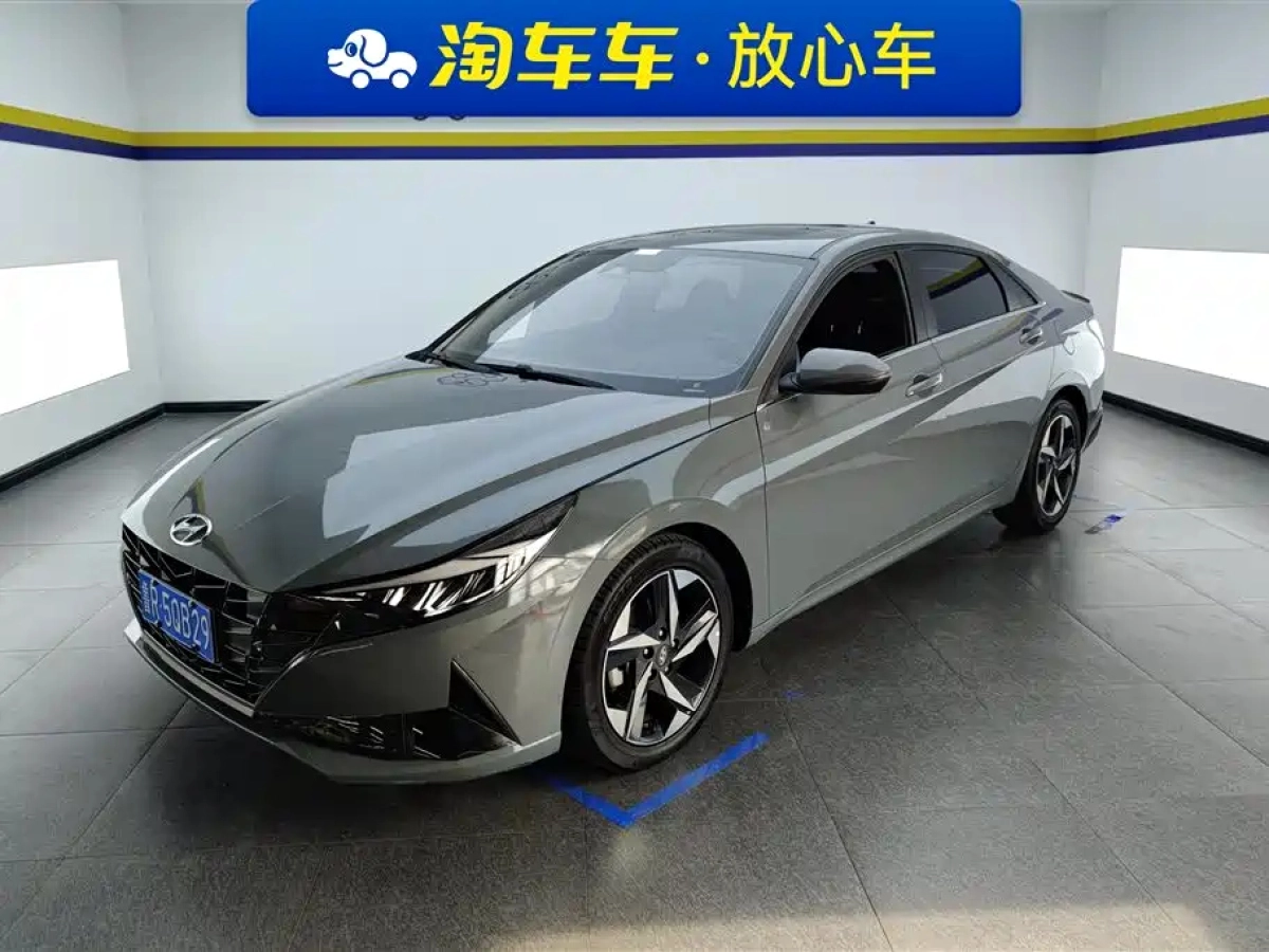 HYUNDAI ELANTRA  2023