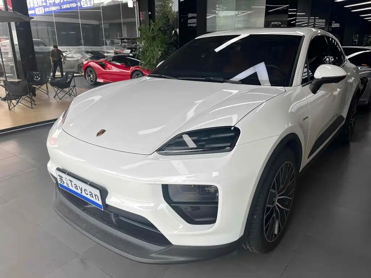 PORSCHE MACAN NEW ENERGY