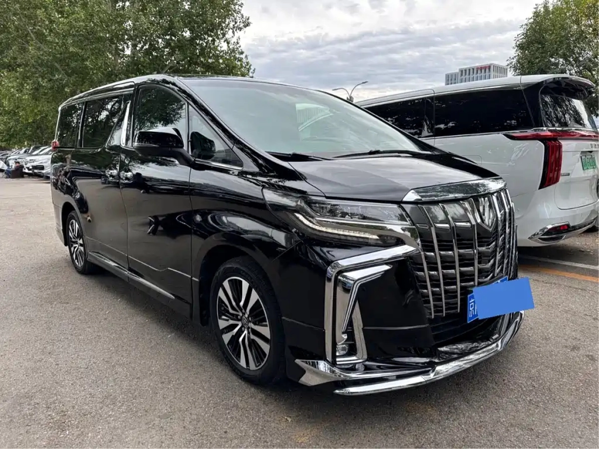 TOYOTA ALPHARD