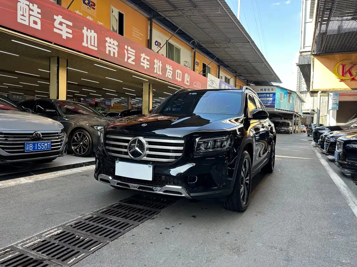 MERCEDES BENZ GLB