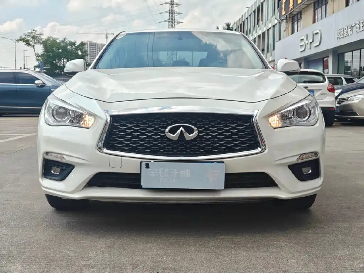 INFINITI Q50L  2022