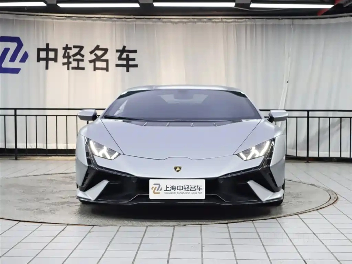 LAMBORGHINI HURACAN