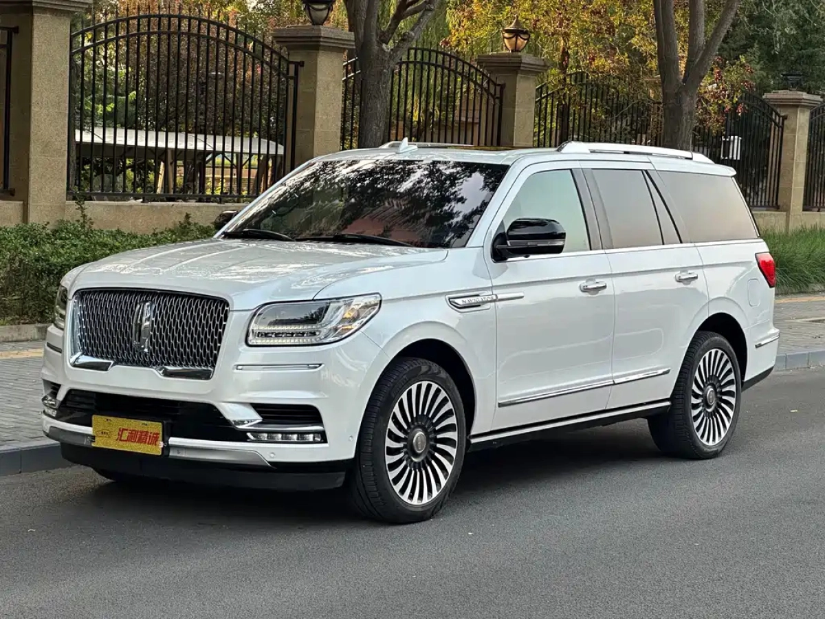 LINCOLN NAVIGATOR