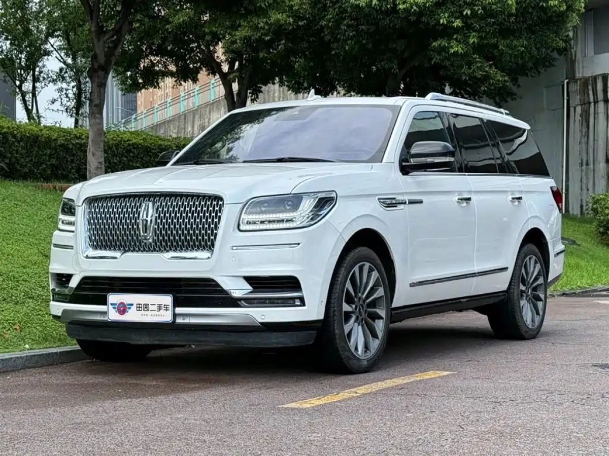 LINCOLN NAVIGATOR