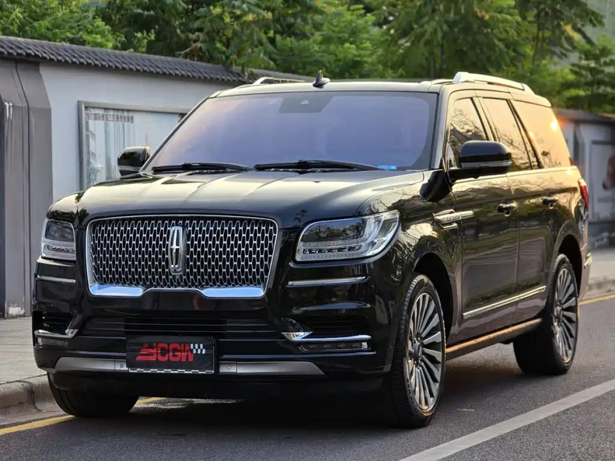LINCOLN NAVIGATOR