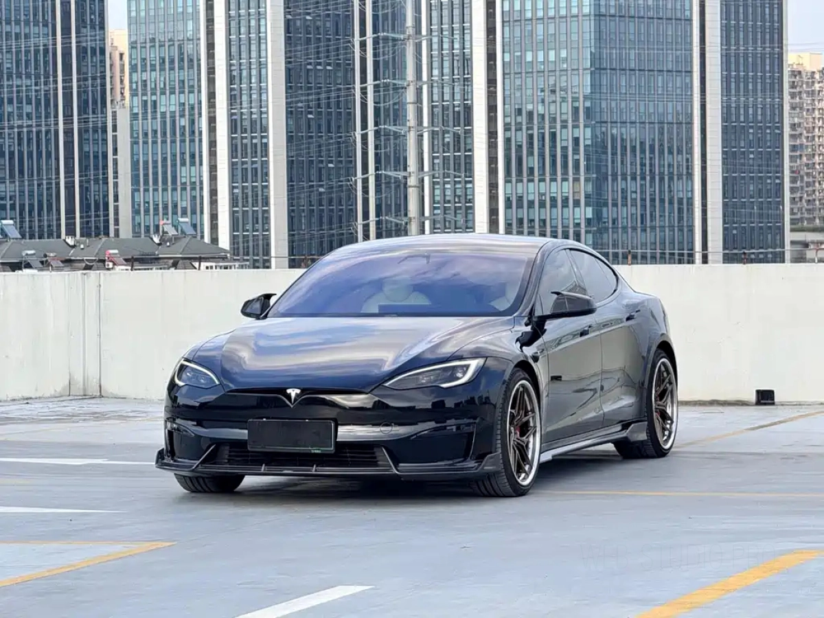 TESLA MODEL S
