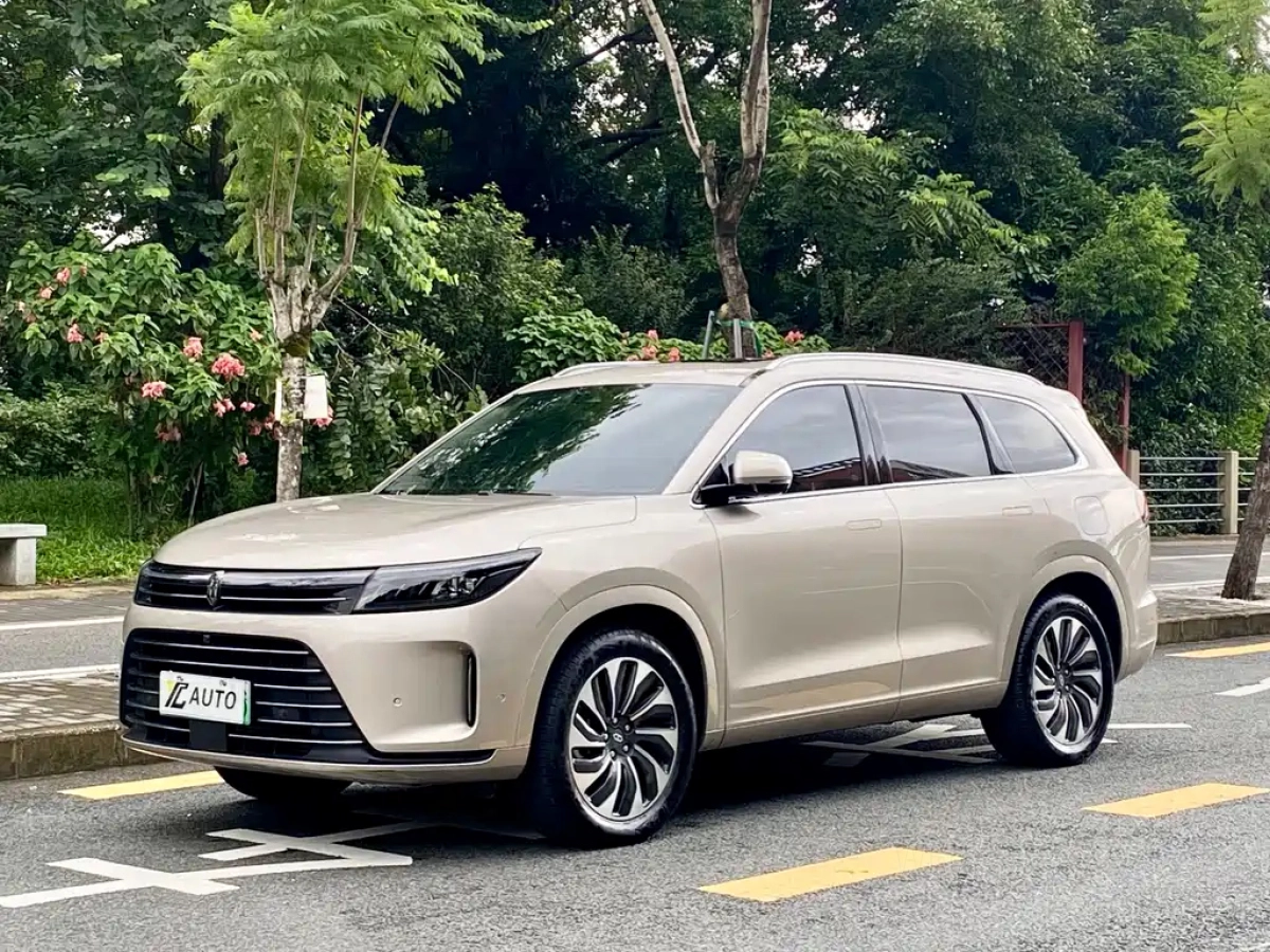 HUAWEI HARMON AITO M7  2022