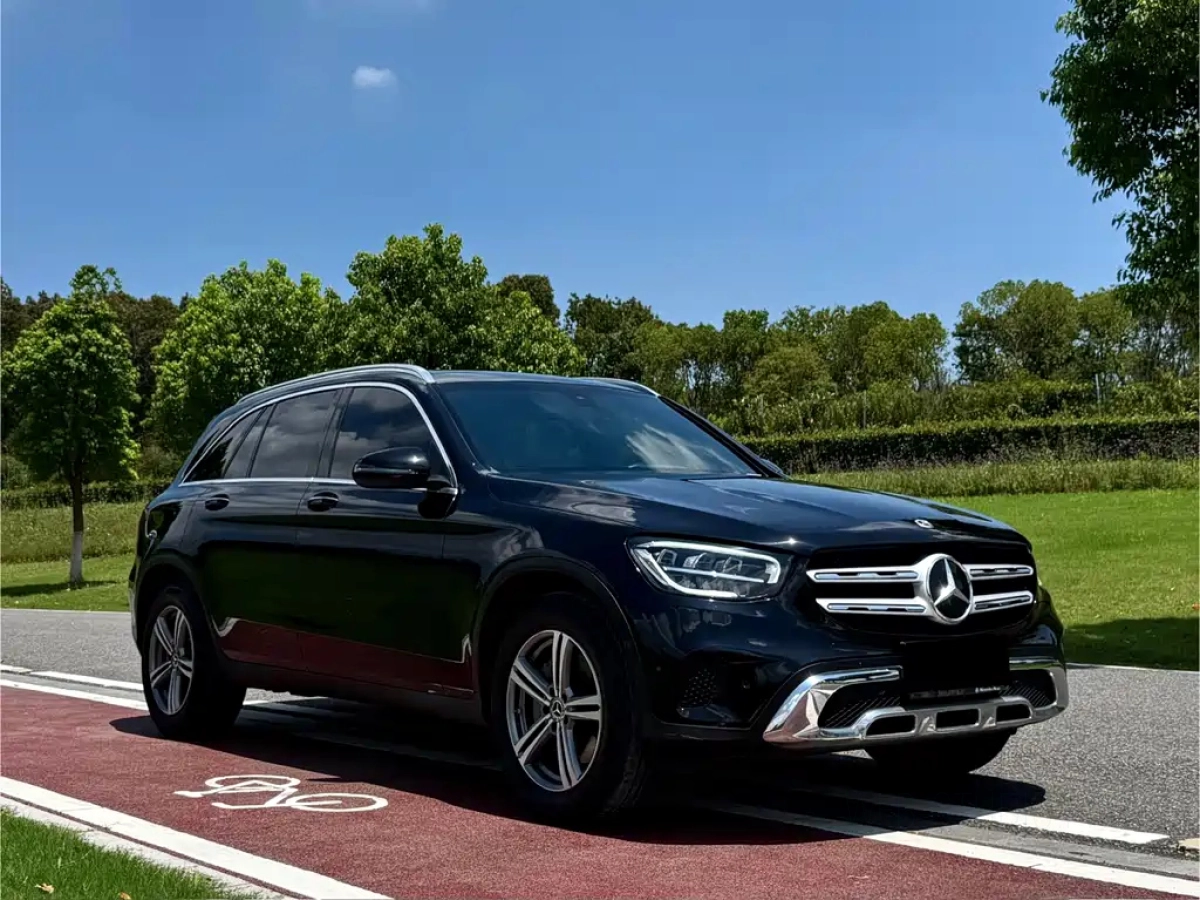 MERCEDES BENZ GLC