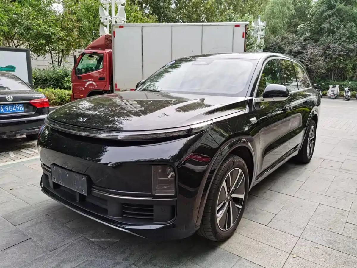 LI AUTO L8