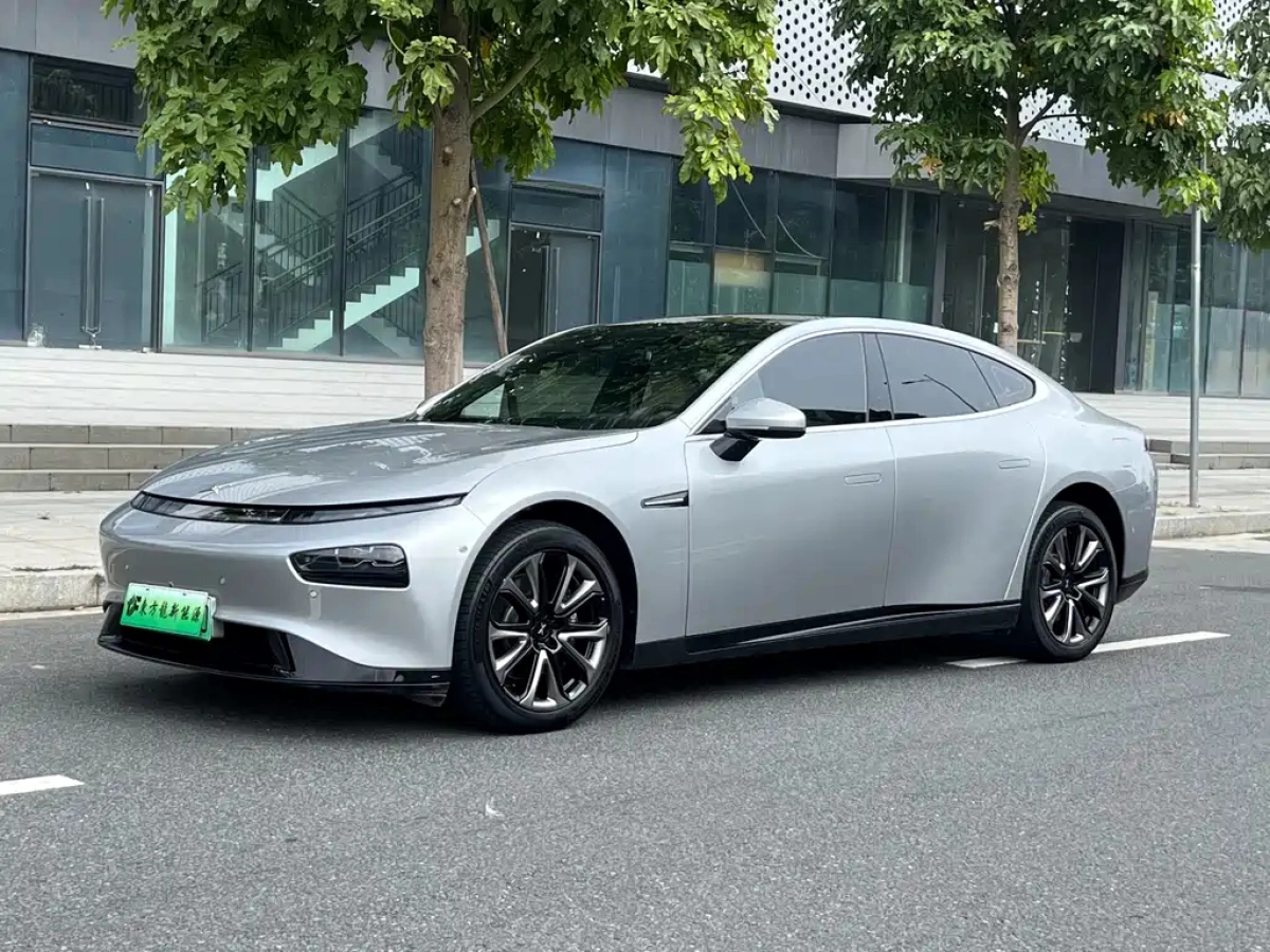 XPENG MOTORS P7