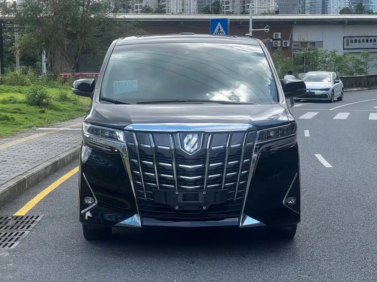 TOYOTA ALPHARD
