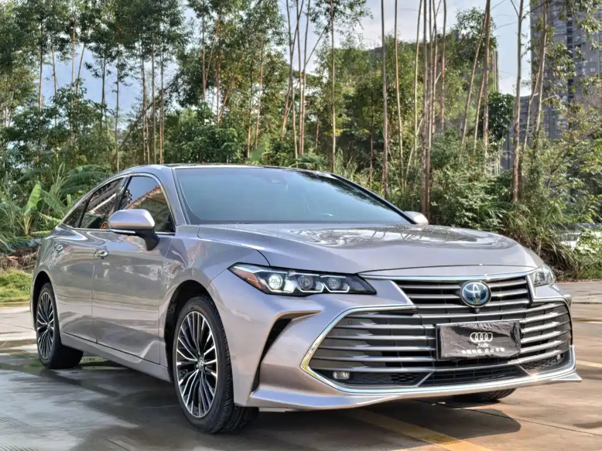 TOYOTA AVALON