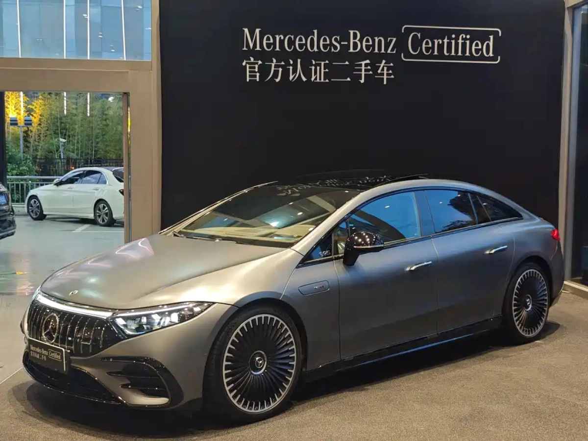 MERCEDES BENZ EQS AMG