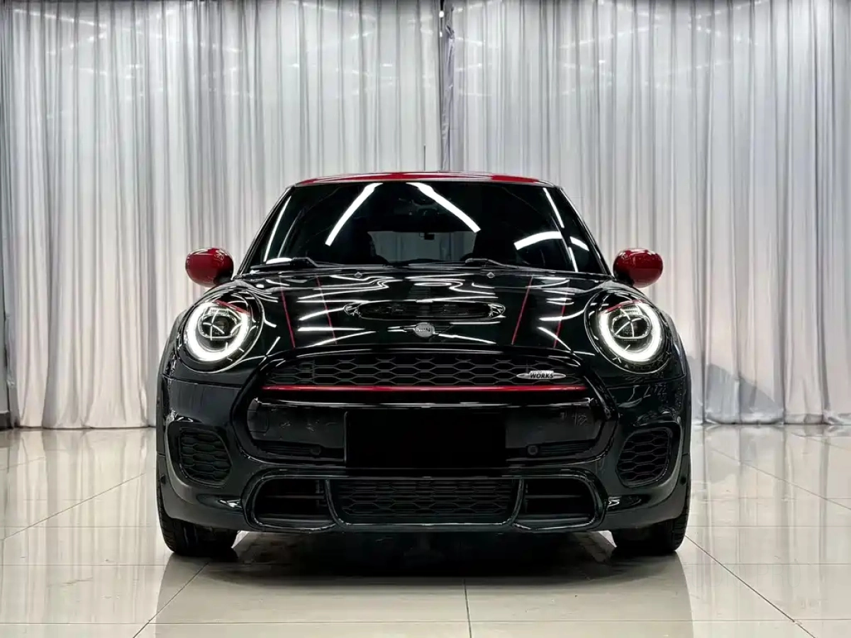 MINI JCW