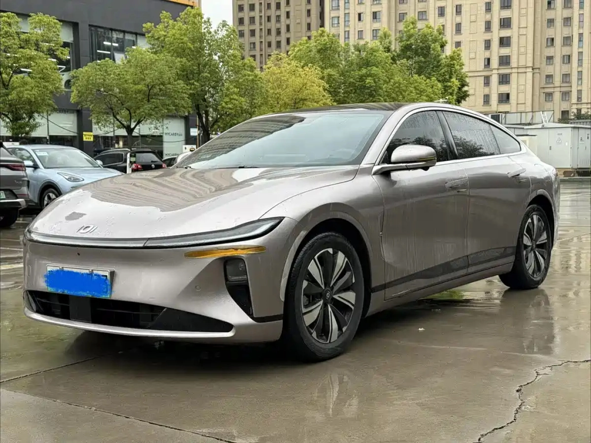 CHANGAN QIYUAN A07  2024