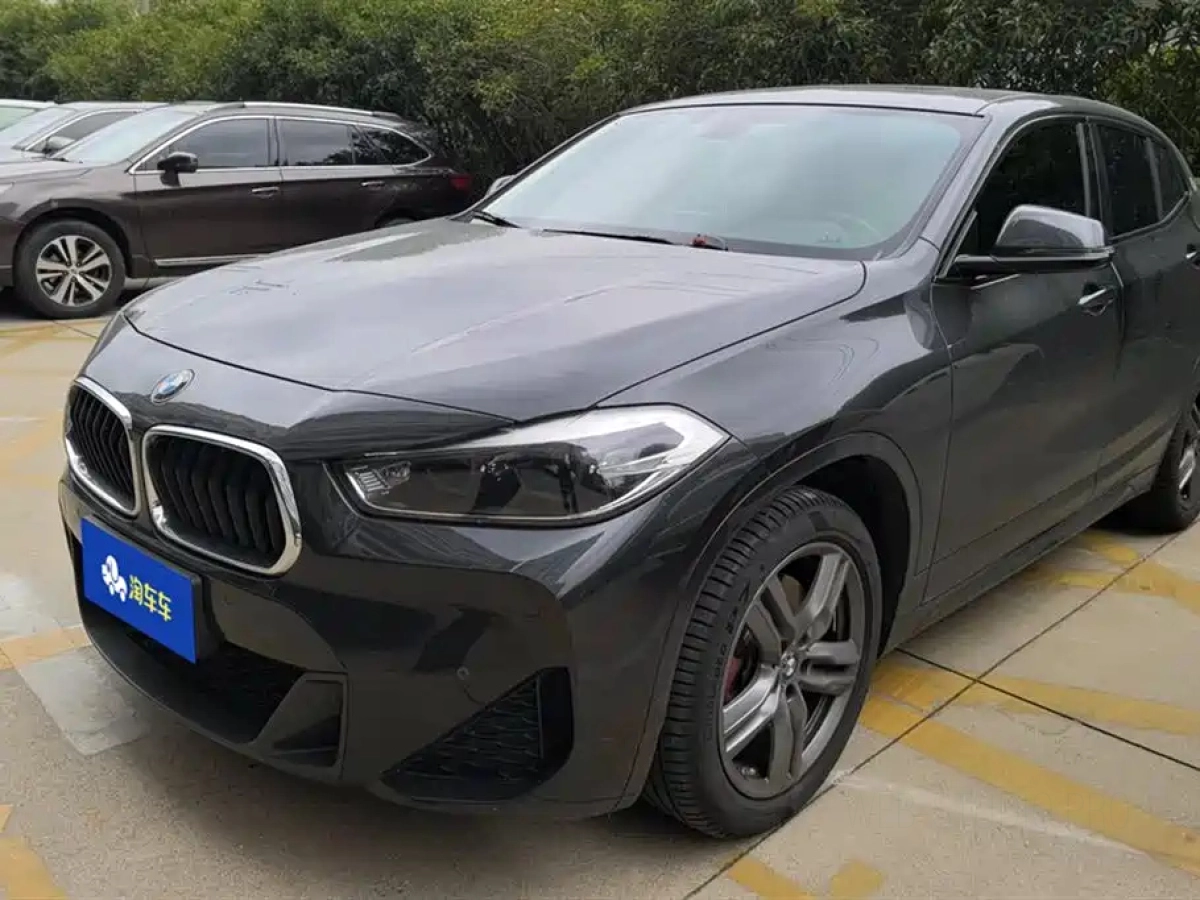 BMW X2