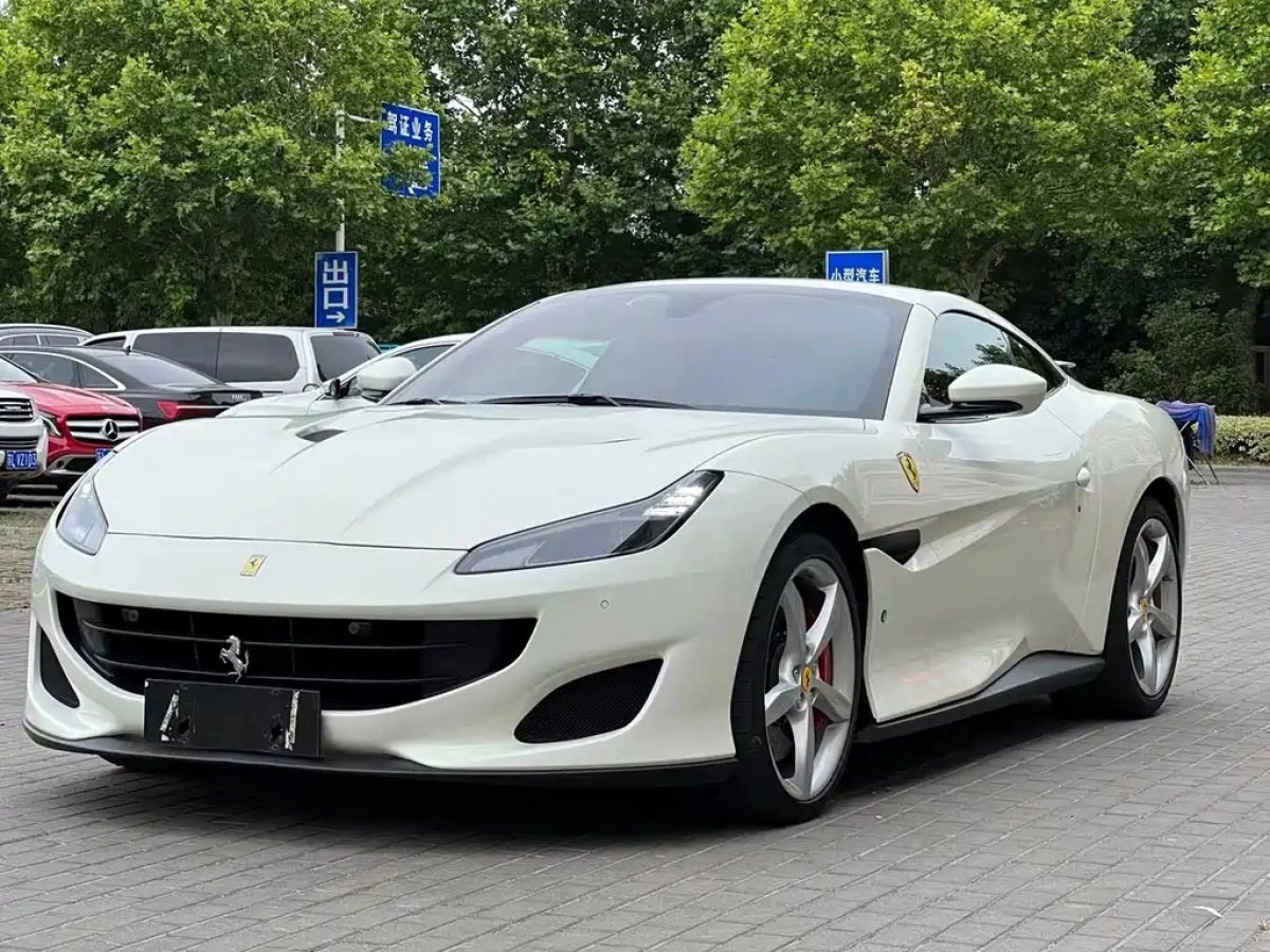 FERRARI PORTOFINO  2019