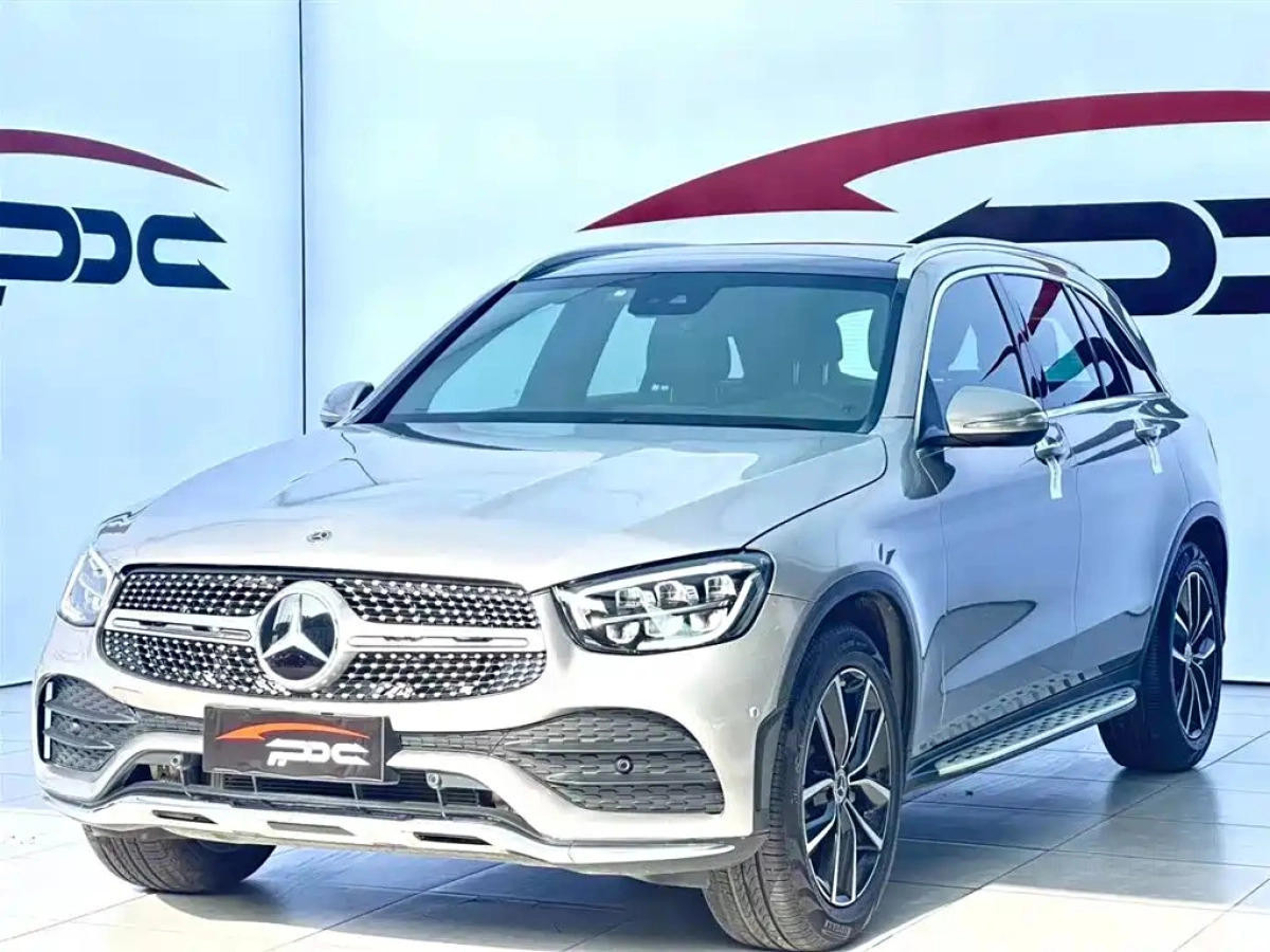 MERCEDES BENZ GLC