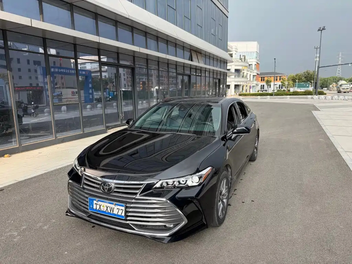 TOYOTA AVALON  2022