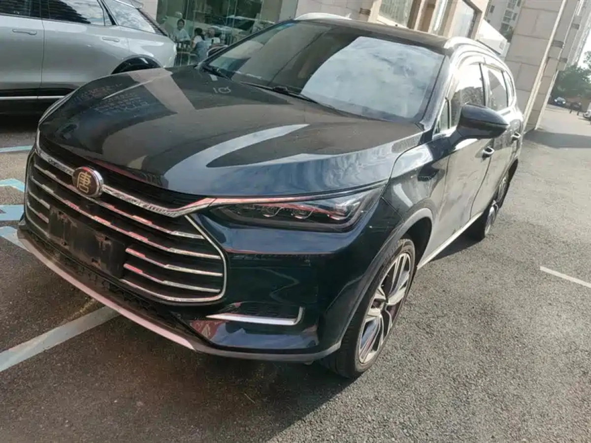 BYD TANG  2019
