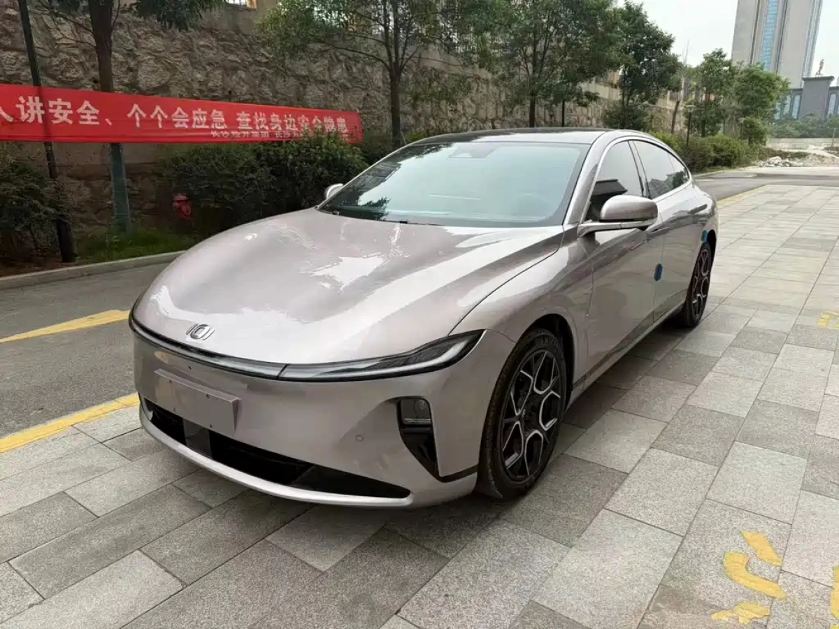 CHANGAN QIYUAN A07  2023