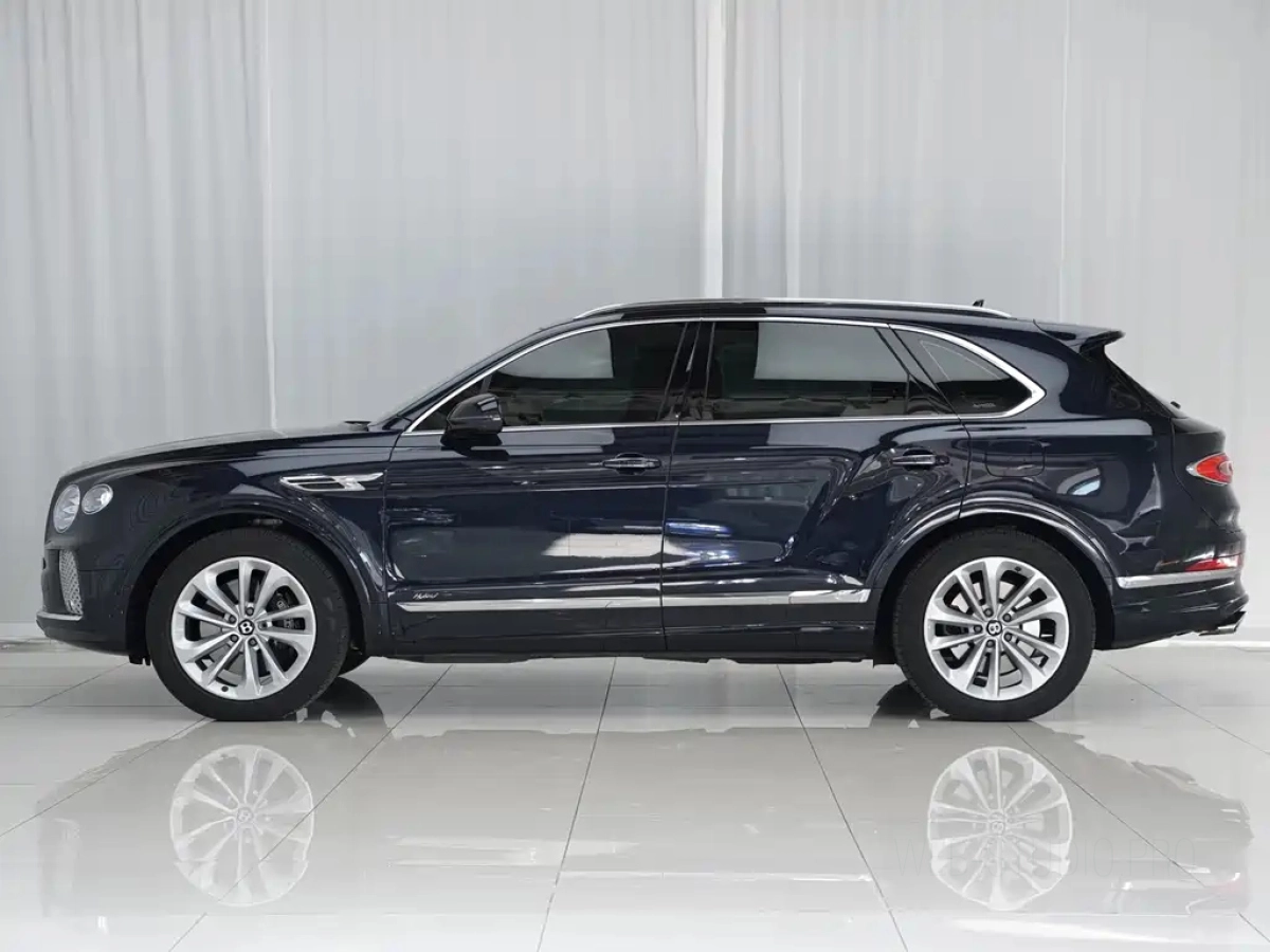 BENTLEY BENTAYGA PLUG IN HYBRID