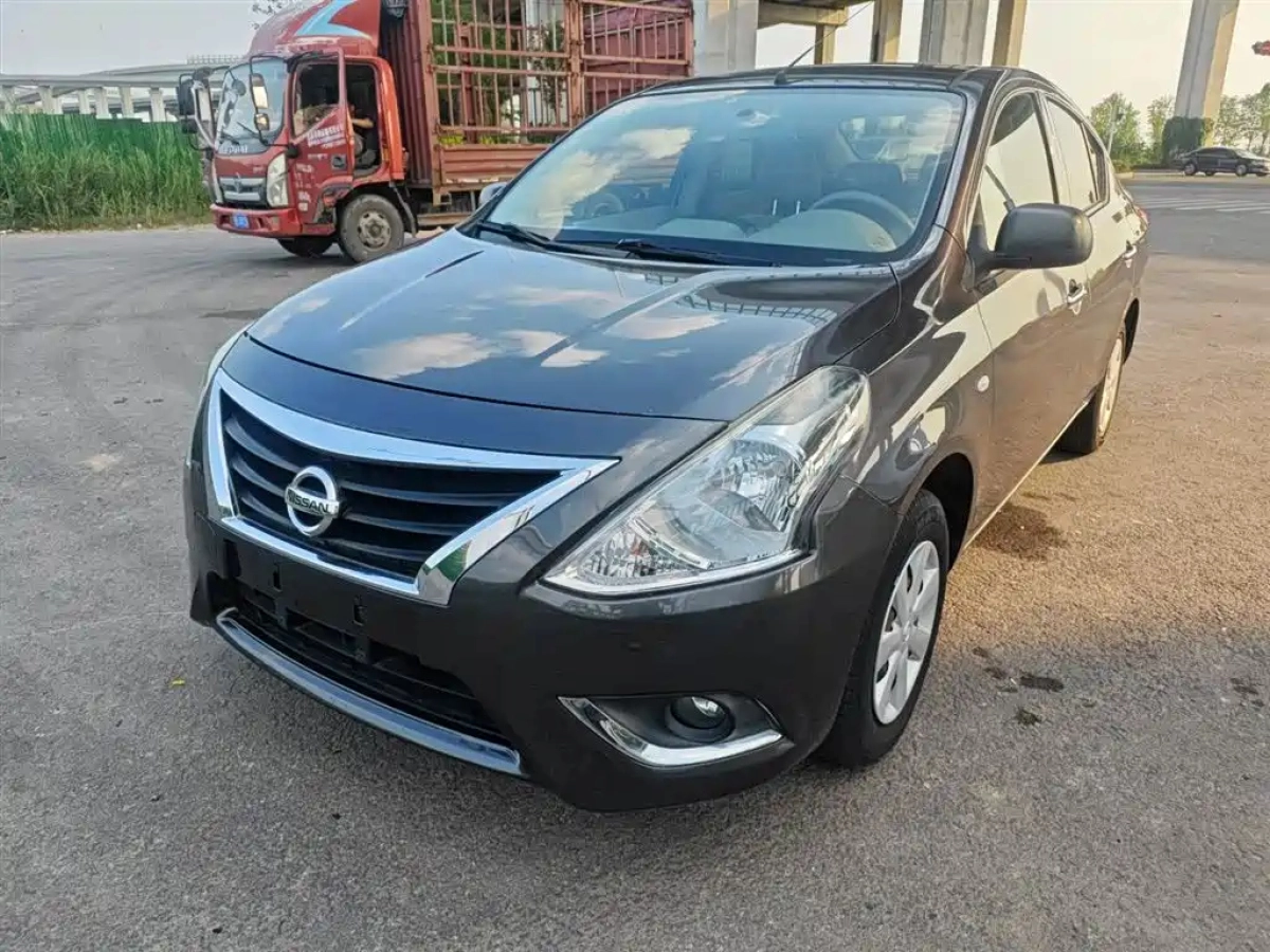 NISSAN SUNNY