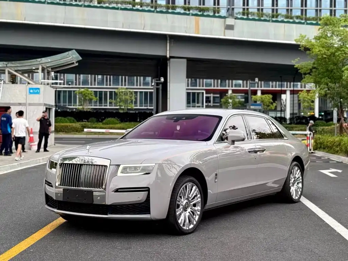 ROLLS ROYCE GHOST