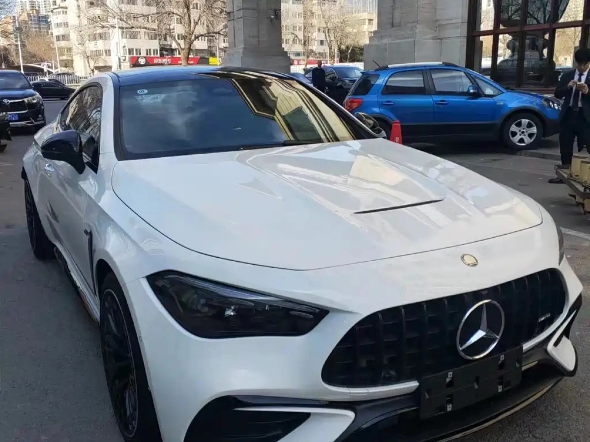 MERCEDES BENZ CLE AMG  2025