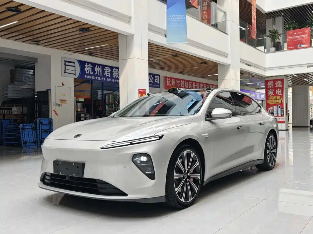 NIO ET7