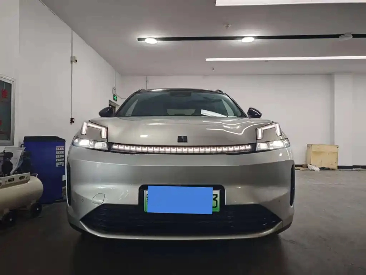 LYNK&CO 08 NEW ENERGY