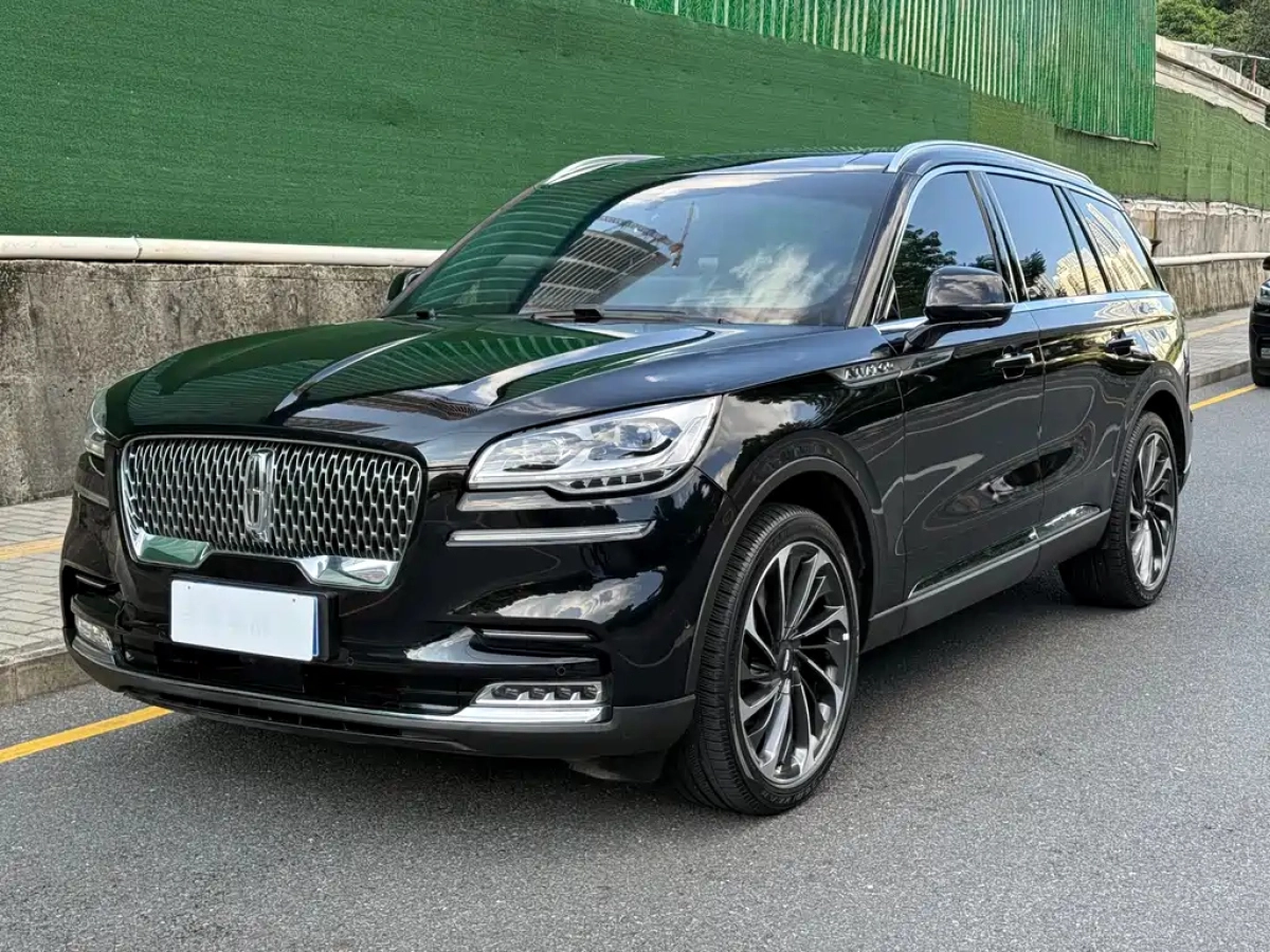 LINCOLN AVIATOR  2021