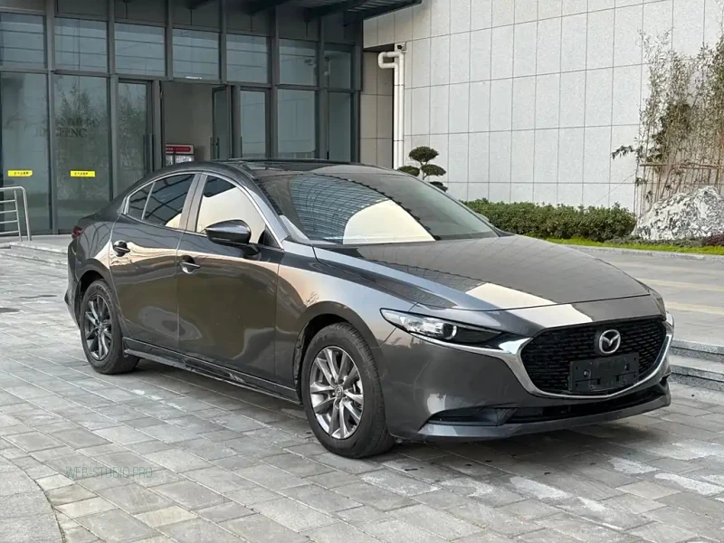 MAZDA 3 AXELA