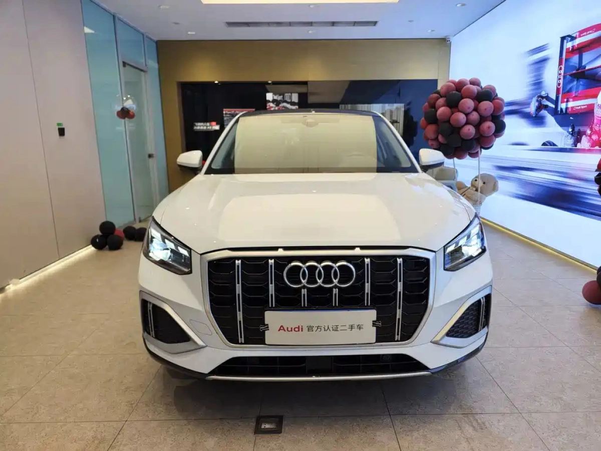 AUDI Q2L