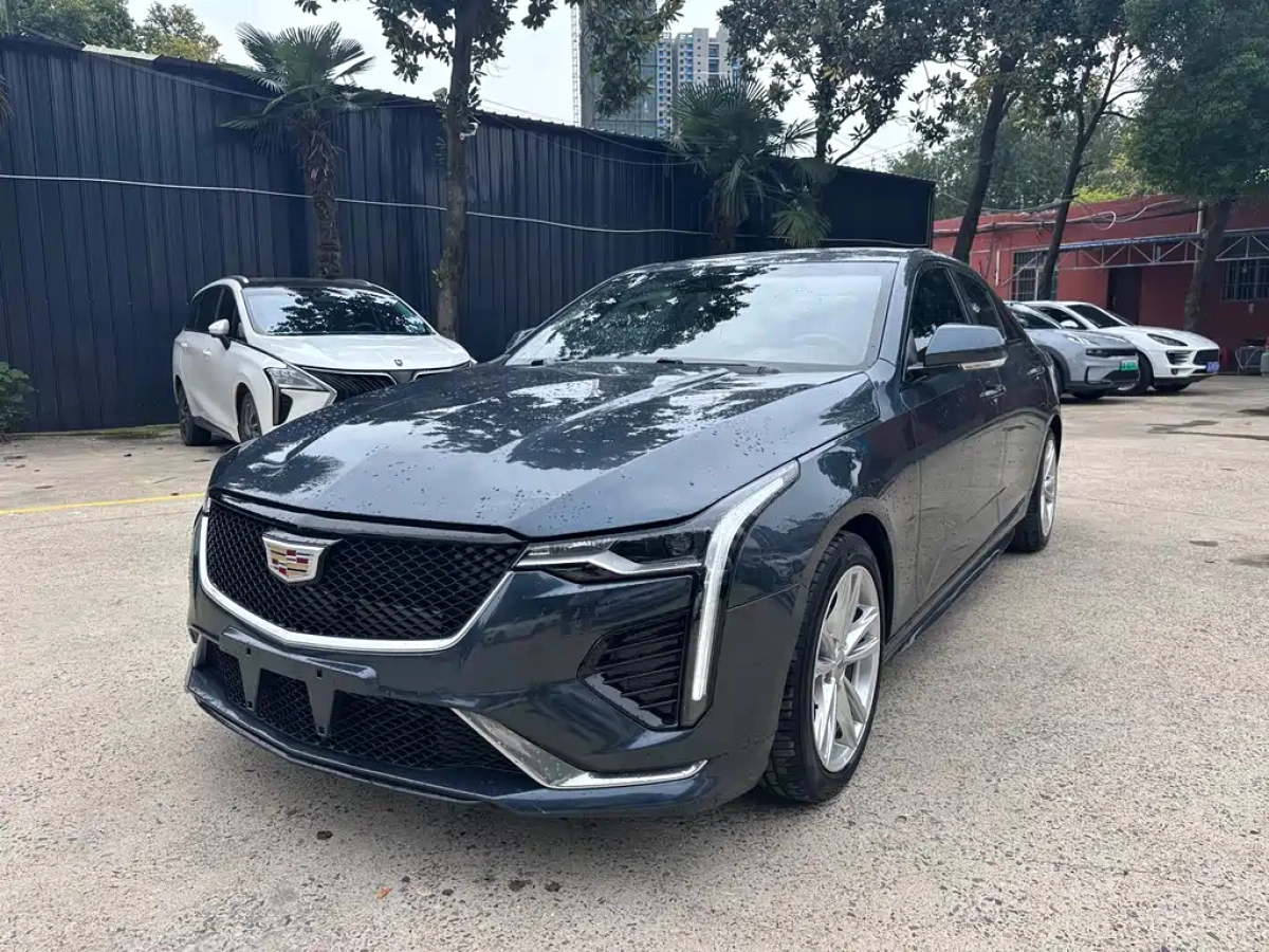 CADILLAC CT4  2021