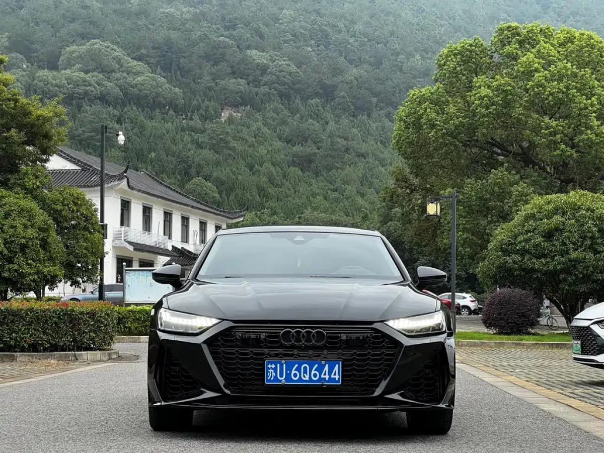 AUDI A7L