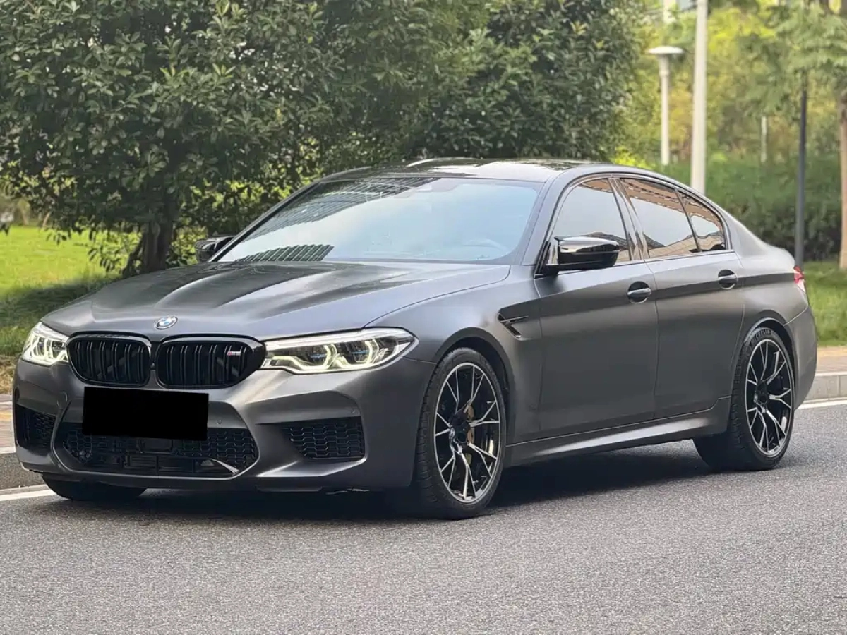 BMW M5
