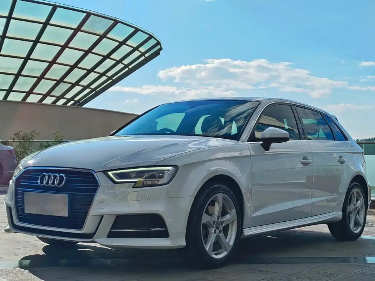 AUDI A3  2019