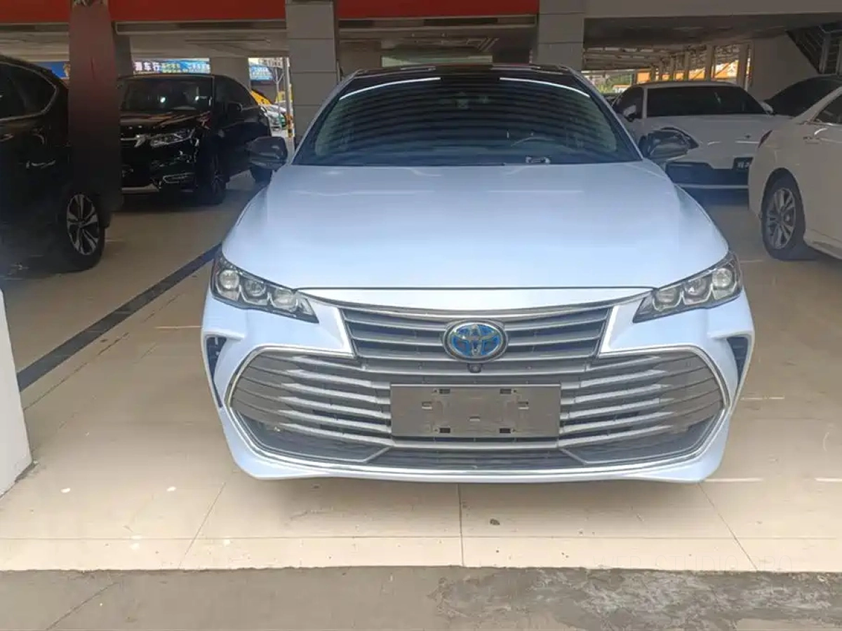 TOYOTA AVALON